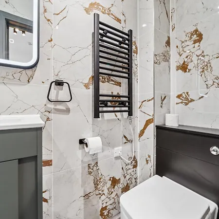 Casa Pinto Luxe & Comfy 3br House With Private Or Full-house By Altoluxo Short Lets & Serviced Apartament