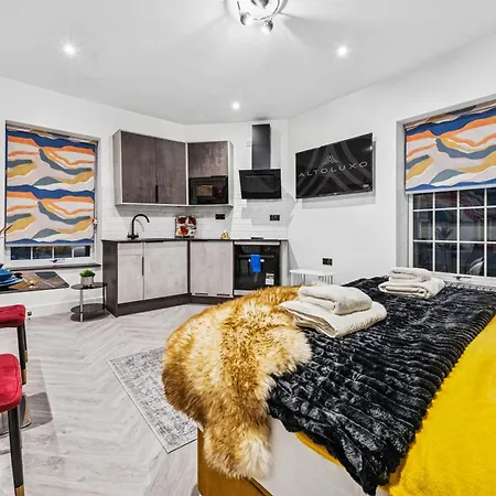 Appartamento Casa Pinto Luxe & Comfy 3br House With Private Or Full-house By Altoluxo Short Lets & Serviced