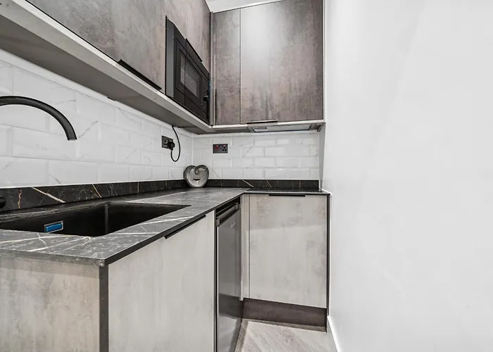 Casa Pinto Luxe & Comfy 3br House With Private Or Full-house By Altoluxo Short Lets & Serviced *