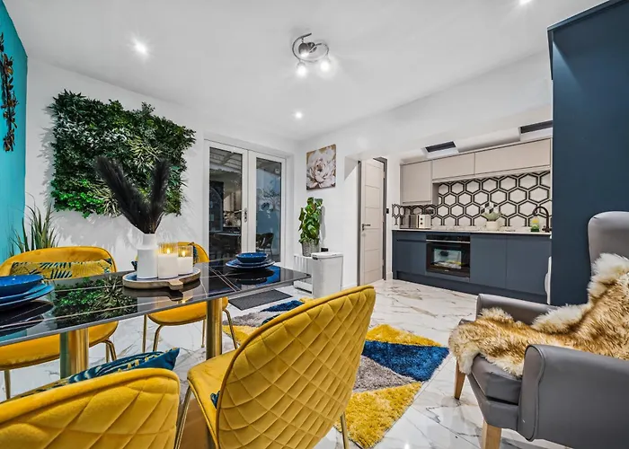 Casa Pinto Luxe & Comfy 3br House With Private Or Full-house By Altoluxo Short Lets & Serviced Apartment