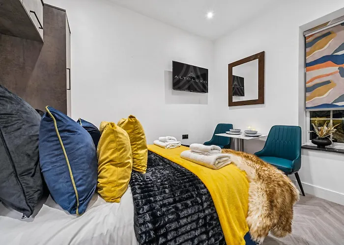 Casa Pinto Luxe & Comfy 3br House With Private Or Full-house By Altoluxo Short Lets & Serviced