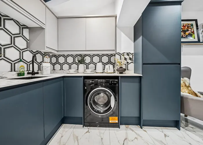 Casa Pinto Luxe & Comfy 3br House With Private Or Full-house By Altoluxo Short Lets & Serviced Appartamento *