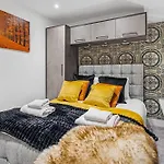 Casa Pinto Luxe & Comfy 3br House With Private Or Full-house By Altoluxo Short Lets & Serviced Бристоль