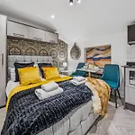 Casa Pinto Luxe & Comfy 3br House With Private Or Full-house By Altoluxo Short Lets & Serviced