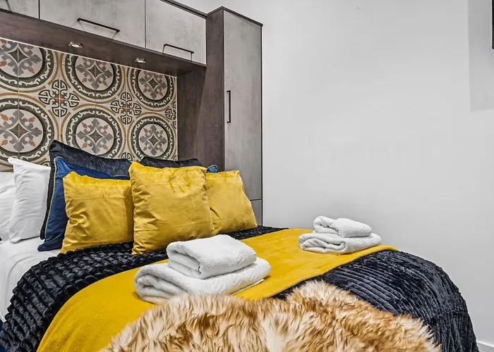 Casa Pinto Luxe & Comfy 3br House With Private Or Full-house By Altoluxo Short Lets & Serviced Apartman Bristol